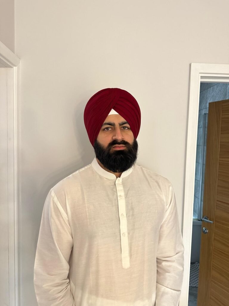 Mehroon turban
